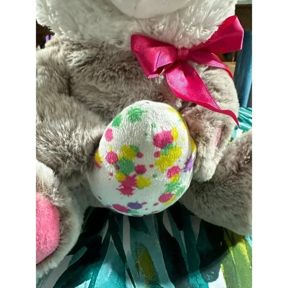Goffa Dancing & Singing Easter Bunny Plush - Picture 3 of 8